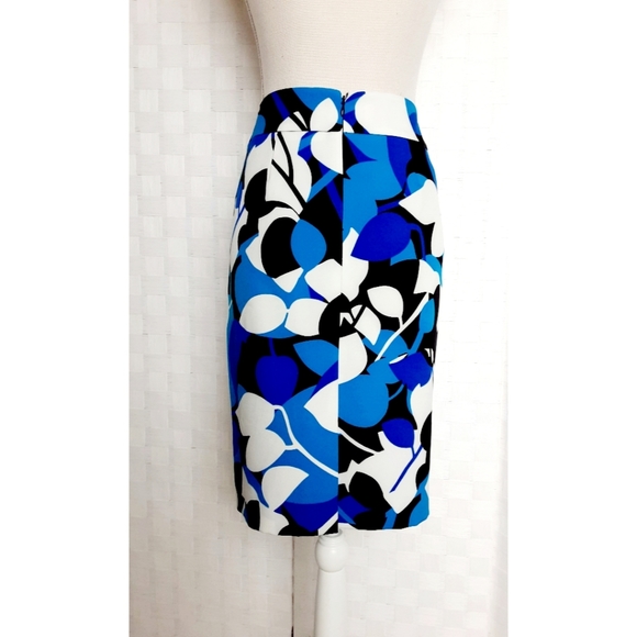 Jones Studio Separate Abstract Floral Pencil Skirt - Picture 4 of 16